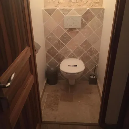 L'ecurie & Le Chai - De Charme Entre Et Coeur De Village 펜션 *