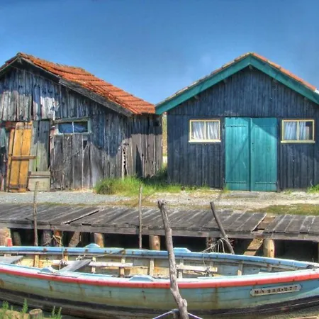 L'ecurie & Le Chai - De Charme Entre Et Coeur De Village Holiday home