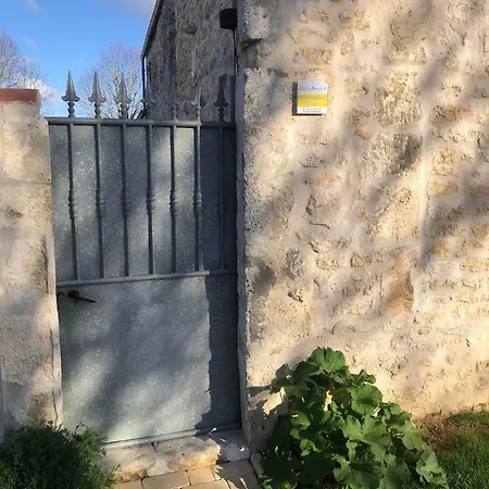 L'ecurie & Le Chai - De Charme Entre Et Coeur De Village *