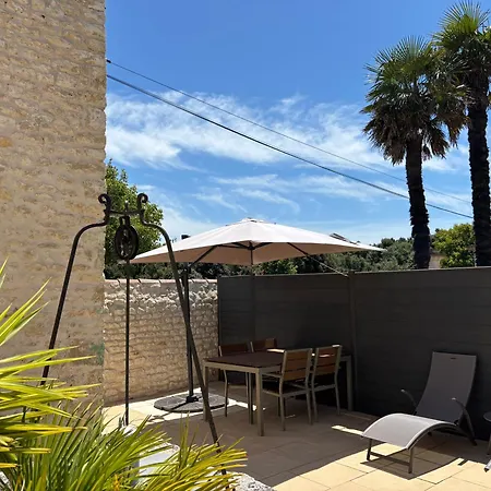 L'ecurie & Le Chai - De Charme Entre Et Coeur De Village בית נופש