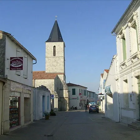 בית נופש L'ecurie & Le Chai - De Charme Entre Et Coeur De Village Dolus d'Oléron
